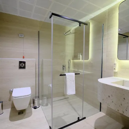 The Rizon Hotel
